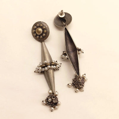 Gulli Pearl Beaded Oxidied Earrings - Uboric