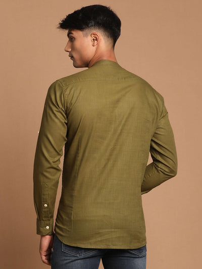 VASTRAMAY Men's Olive Green Short Cotton Kurta - Uboric