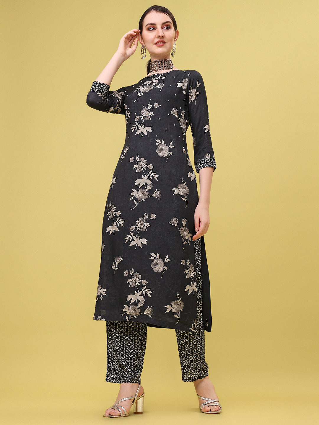 Black Printed Kurta by Qivii