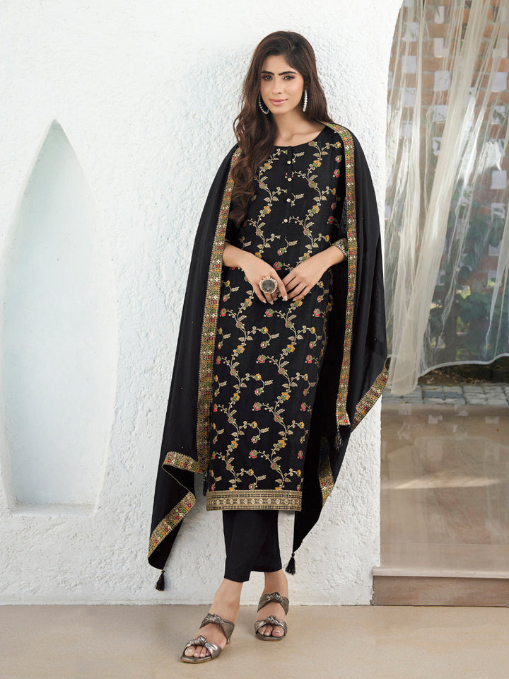 Black Meena Jacquard Kurta Suit Set by Qivii