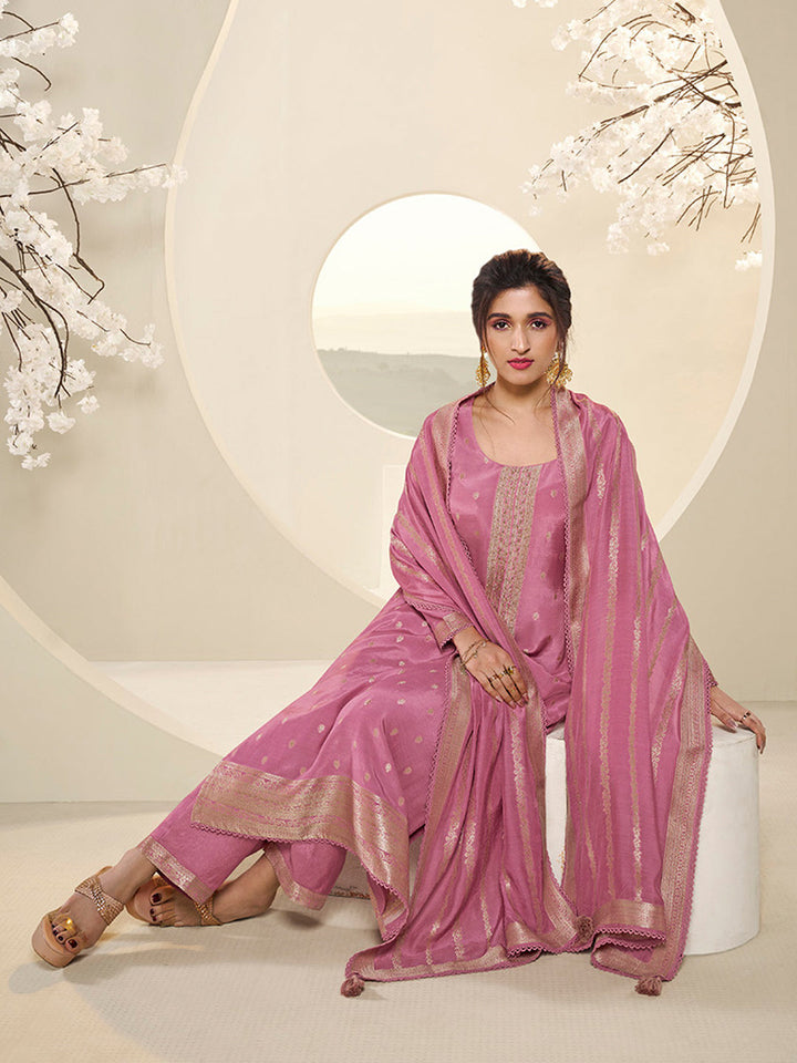 Light Pink Muslin Jacquard Kurta Suit Set by Qivii