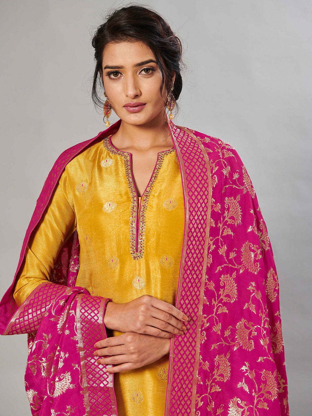 Mustard Zari Jacquard Contrast Dupatta Kurta Suit Set by Qivii