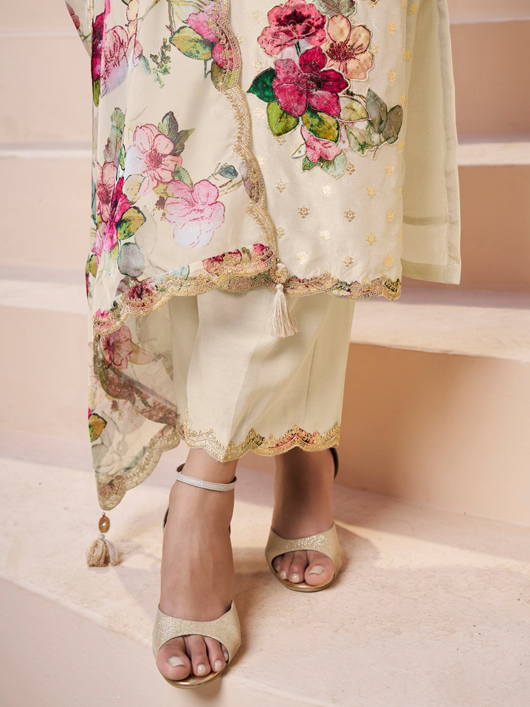 Cream Applique Jacquard Kurta with Floral Print Dupatta - qivii