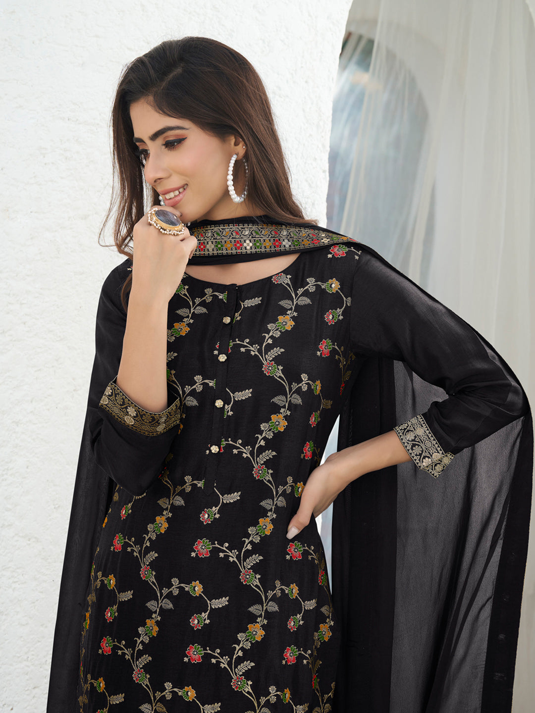 Black Meena Jacquard Kurta Suit Set by Qivii