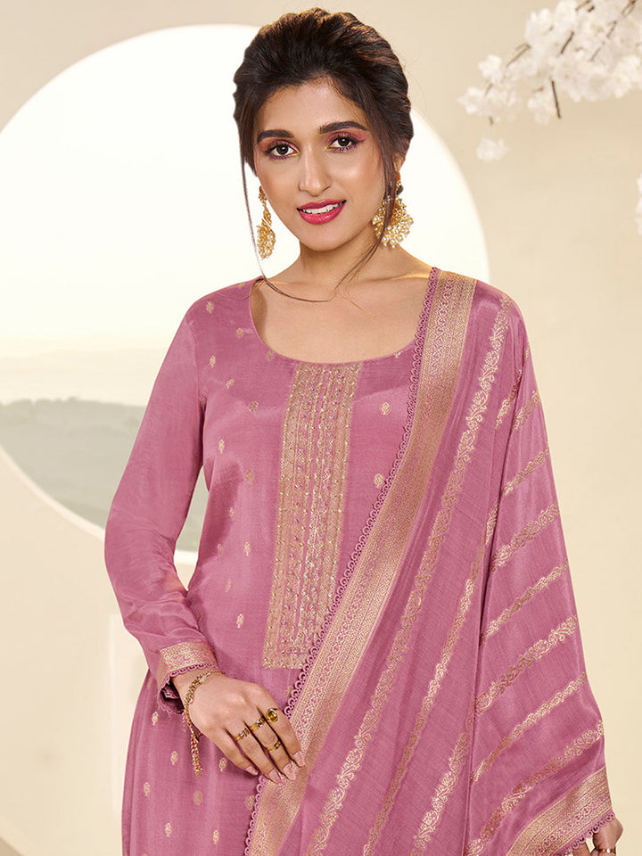 Light Pink Muslin Jacquard Kurta Suit Set by Qivii