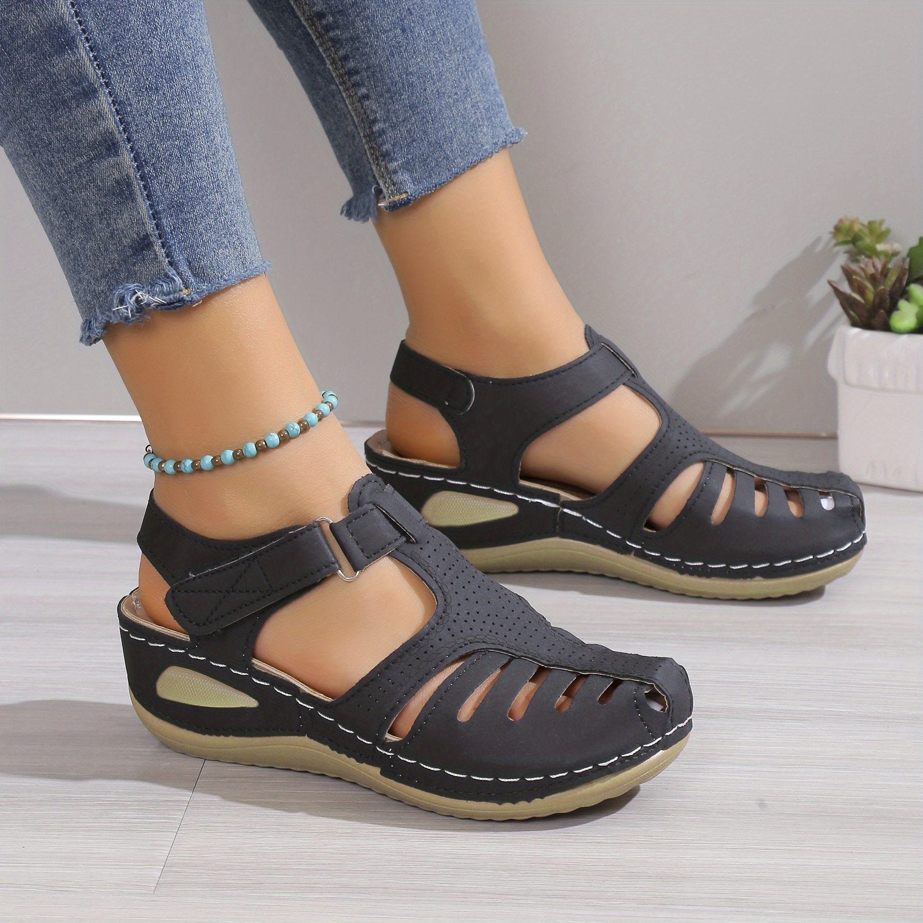 Leni – Komfort Sandalen mit sanfter Erhöhung  - By Qivii