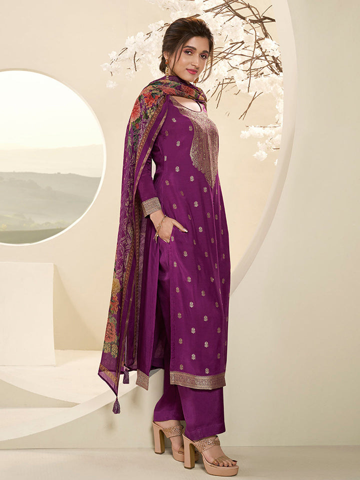 Muslin Jacquard Kurta Suit Set with Pencil Sketch Weave Handwork on Yoke by Qivii