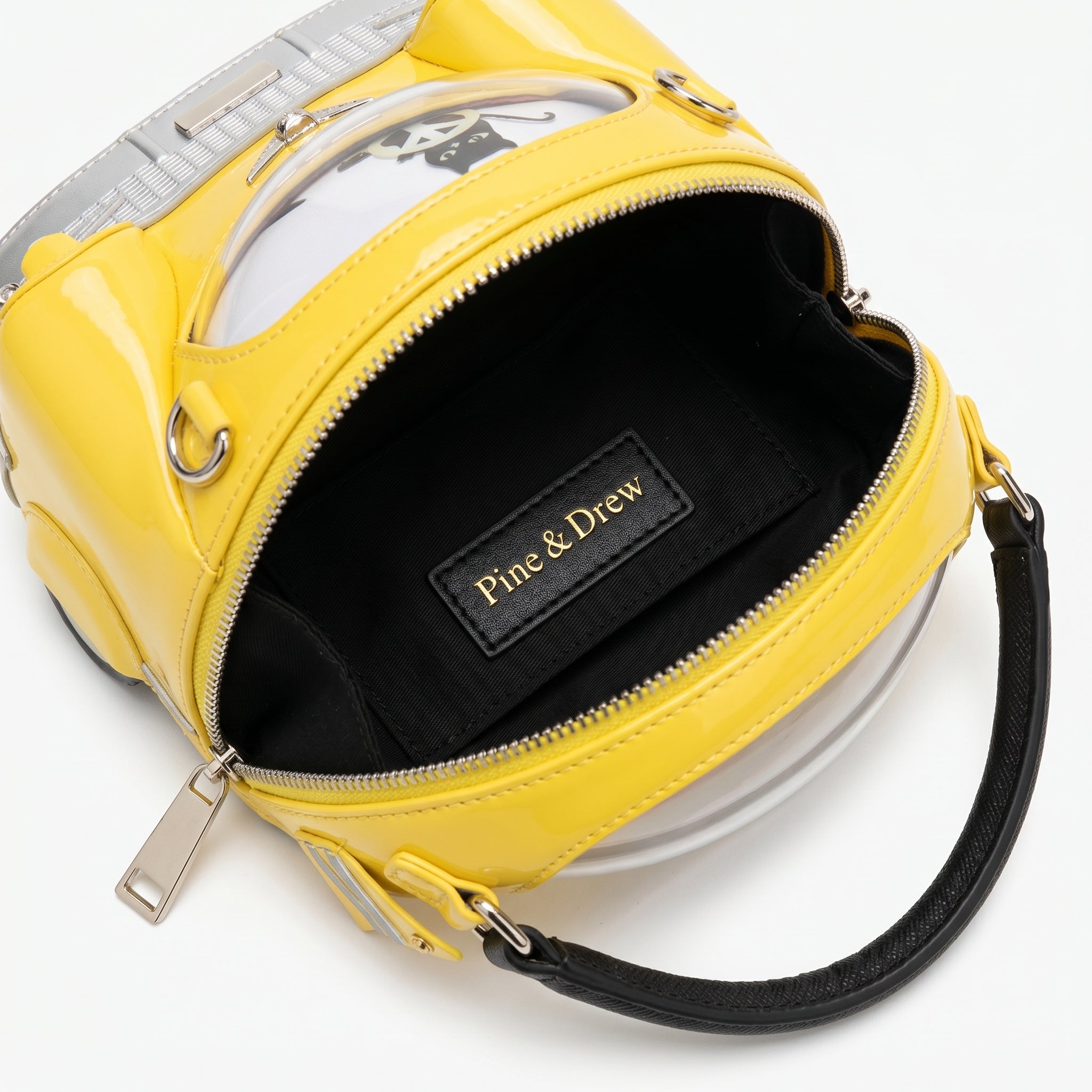 Féline Cruiser in Vegan Leather  - By Qivii