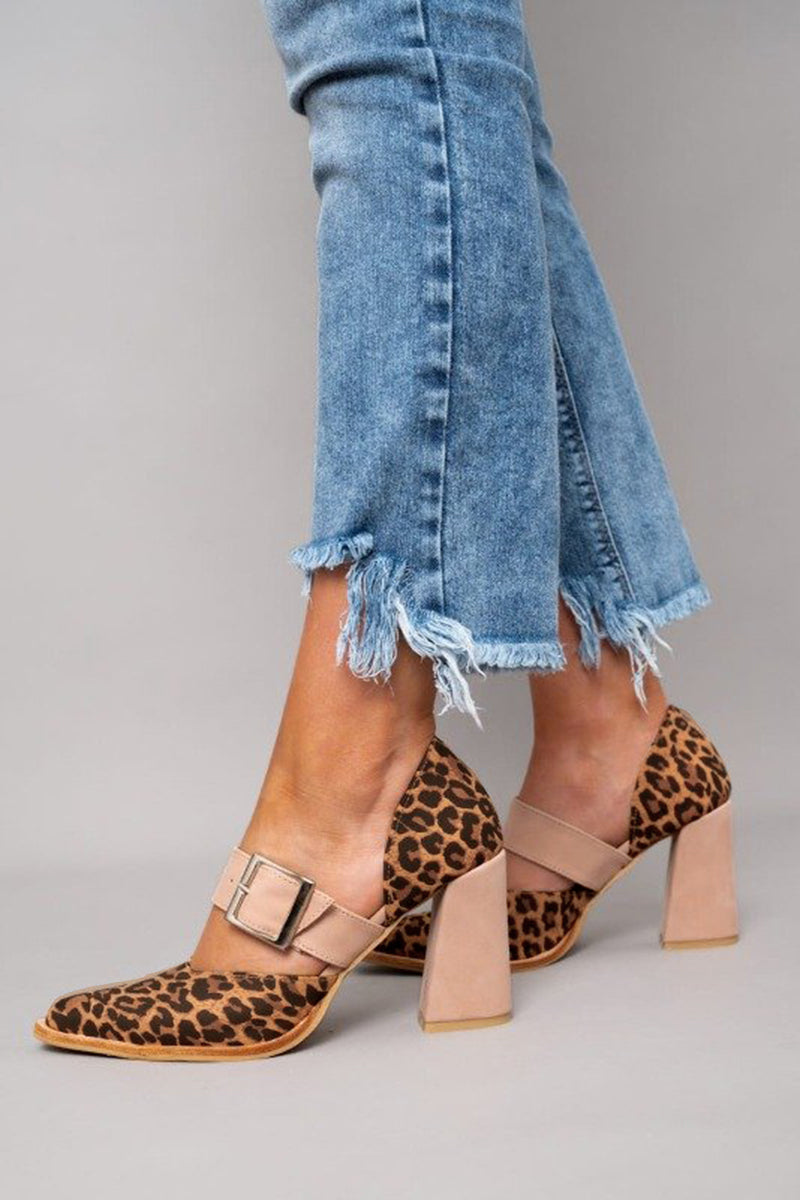 Selveta | Leren leopardsandalen met stabiele hakken  - By Qivii