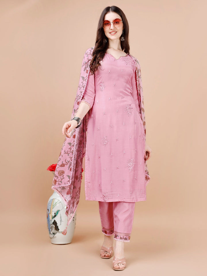 Light Pink Embroidery Kurta Suit Set by Qivii