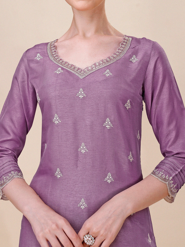 Dusty Lavendar Purple Dola Silk Kurta . Paired with Straight Pants and Chinon Lehariya Print Dupatta