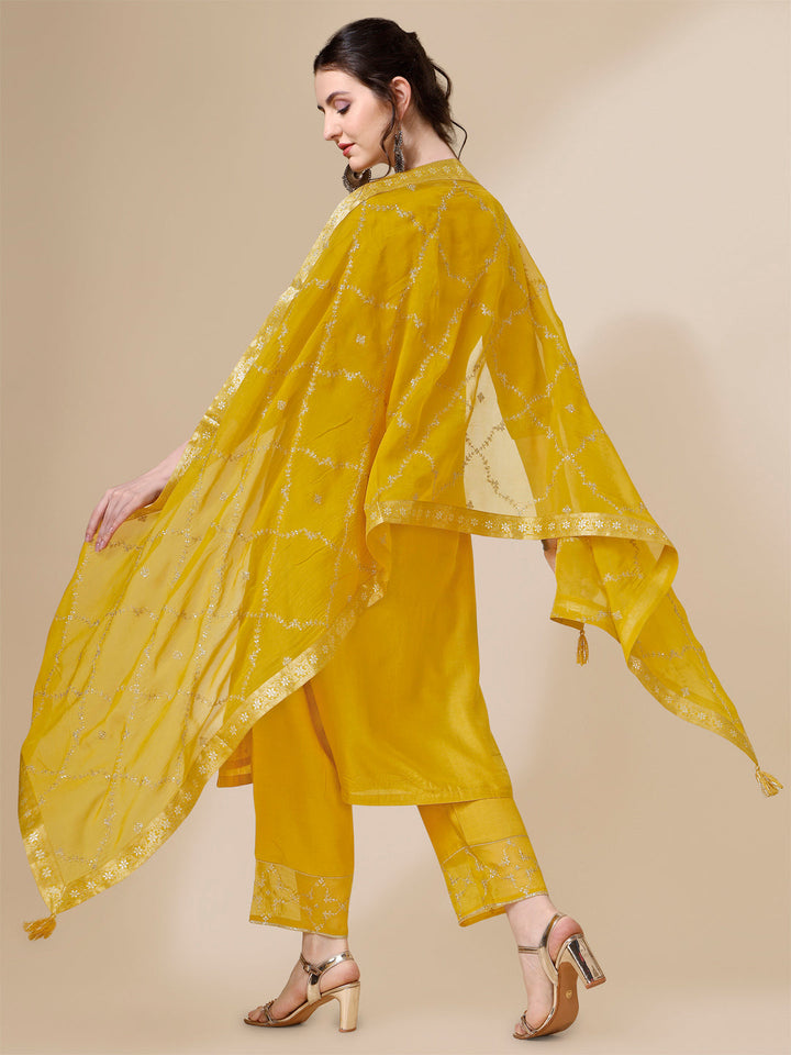 Yellow Jacquard Kurta Suit Set by Qivii