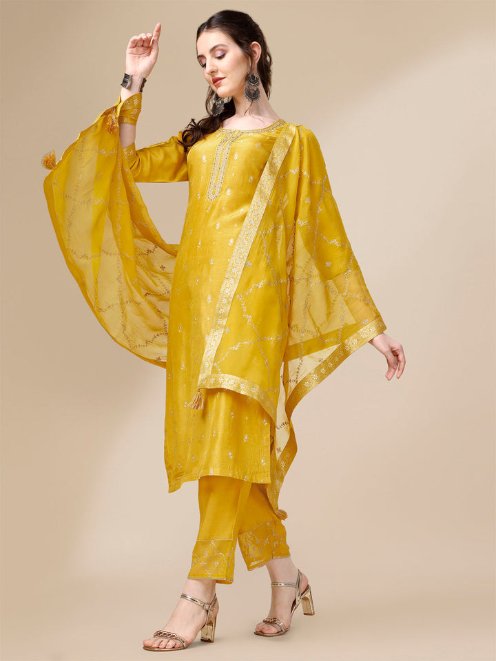 Yellow Jacquard Kurta Suit Set by Qivii