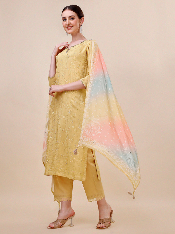 Yellow Embroidery Kurta Suit Set by Qivii