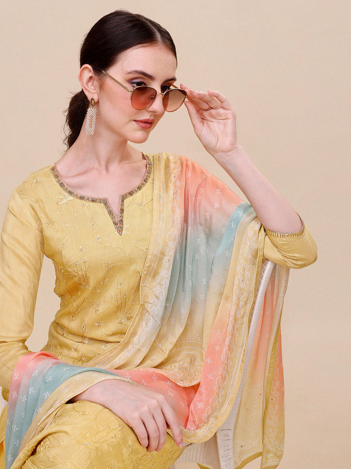 Yellow Embroidery Kurta Suit Set by Qivii