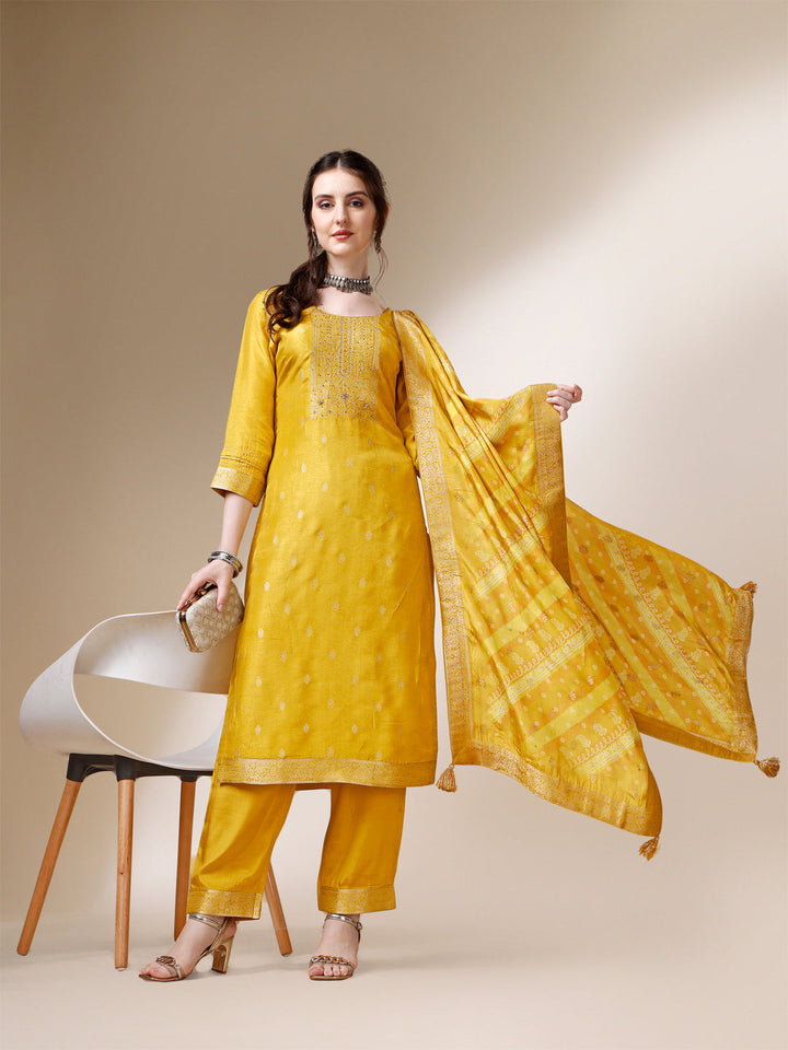 Yellow Jacquard Kurta Suit Set with Bandhani Printed Dupatta by Qivii