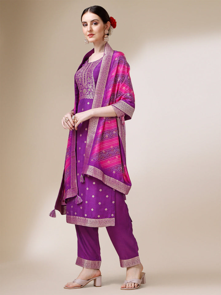 Purple Jacquard Kurta Suit Set with Bandhani Printed Dupatta by Qivii