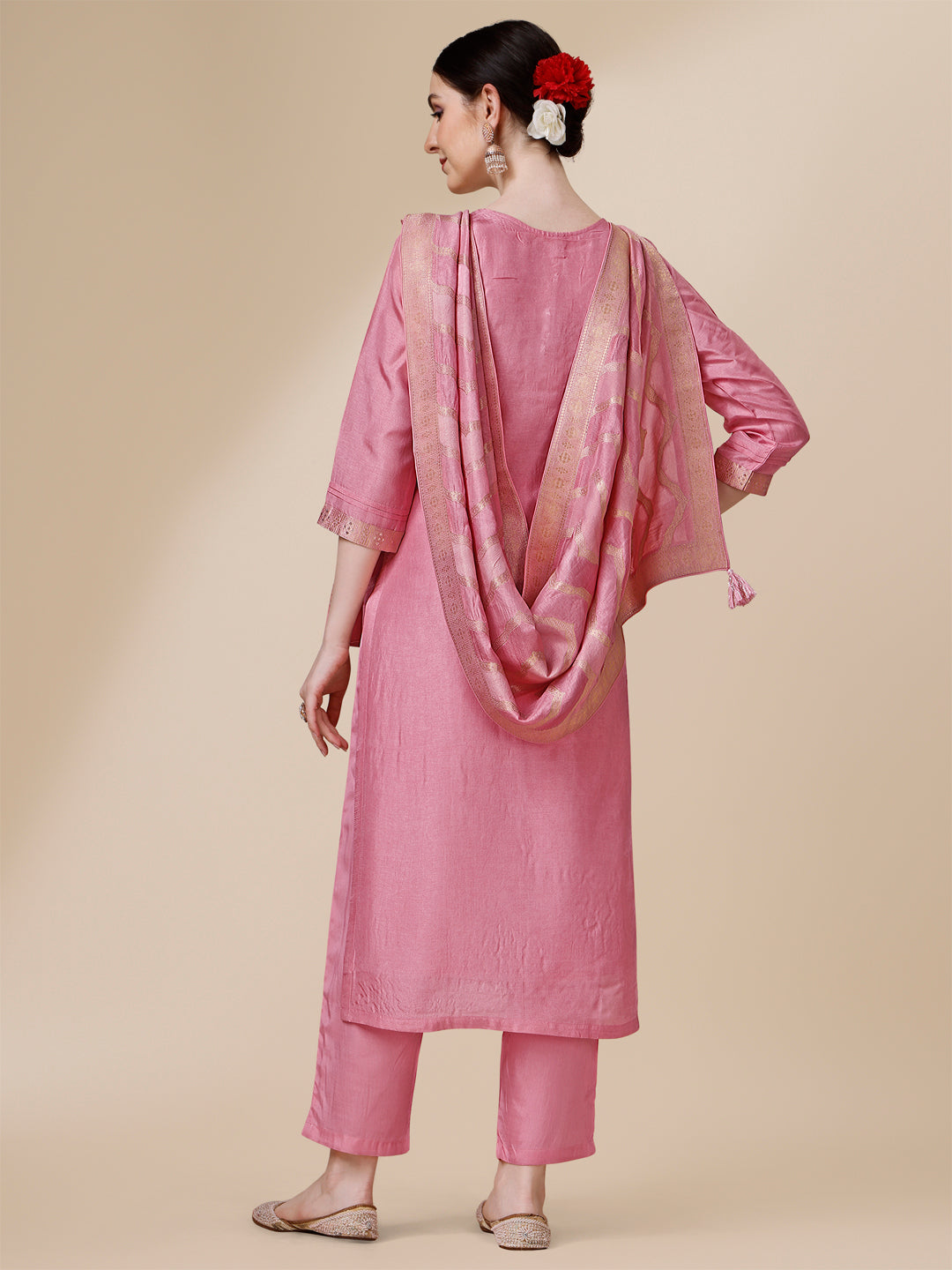 Pink Jacquard Kurta Suit Set with Rangkat Dupatta by Qivii