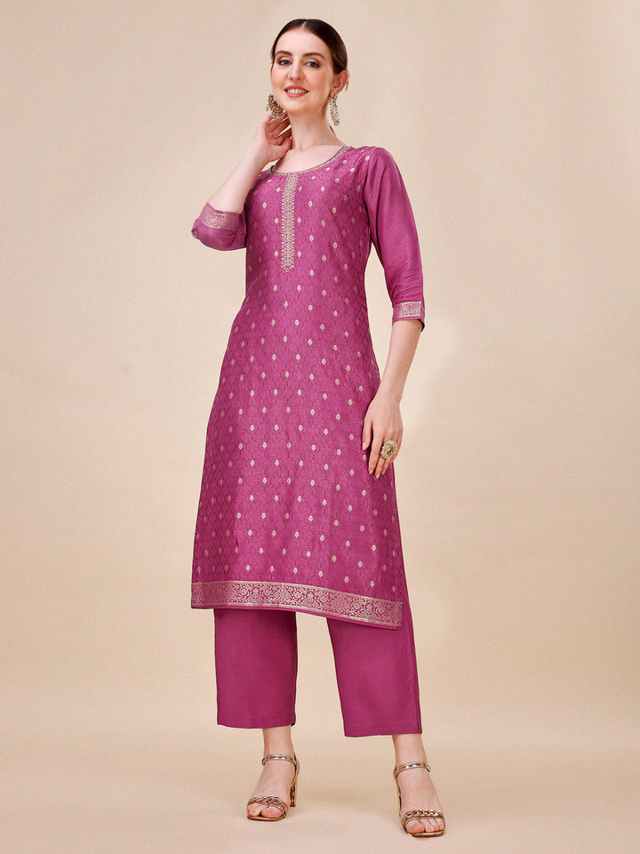 Soft Maroon Jacquard Kurta Suit Set with Bandhani Printed Dupatta by Qivii