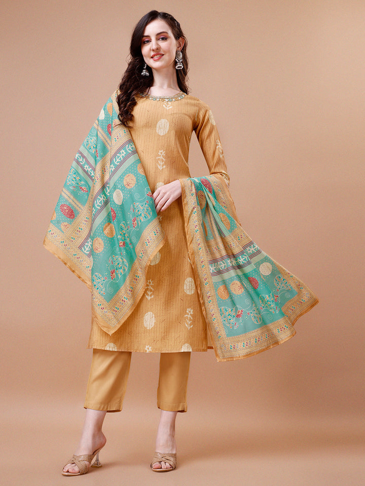 Mustard Printed Kurta Suit Set by Qivii