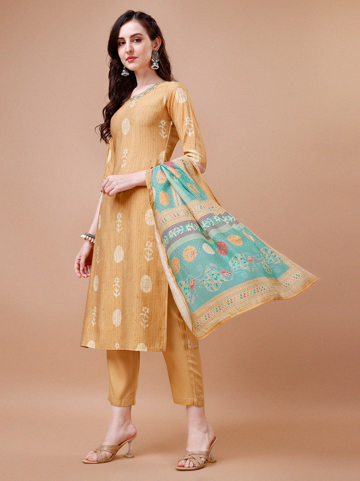 Mustard Printed Kurta Suit Set by Qivii