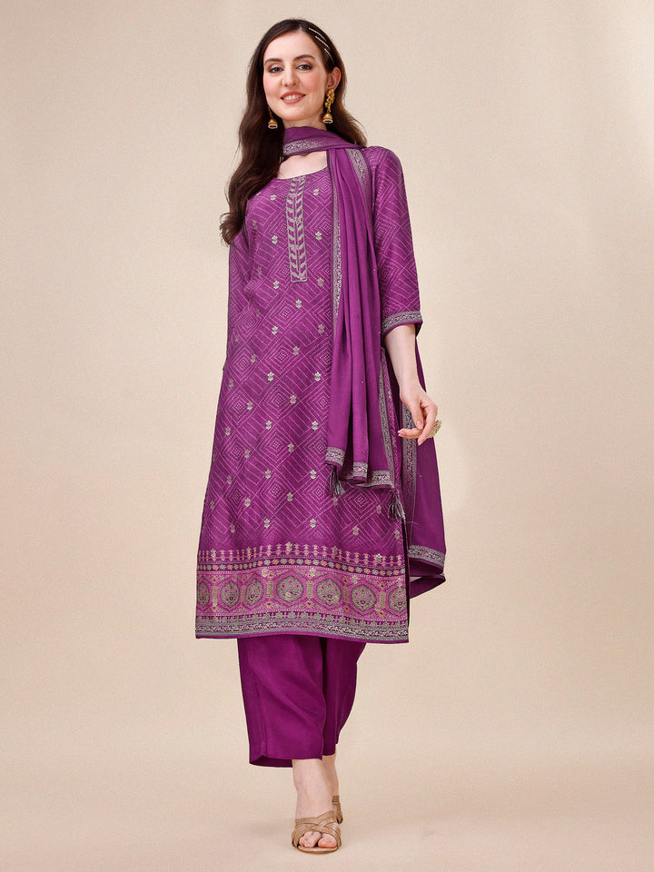 Wine Bandhani Print Jacquard Kurta Suit Set by Qivii