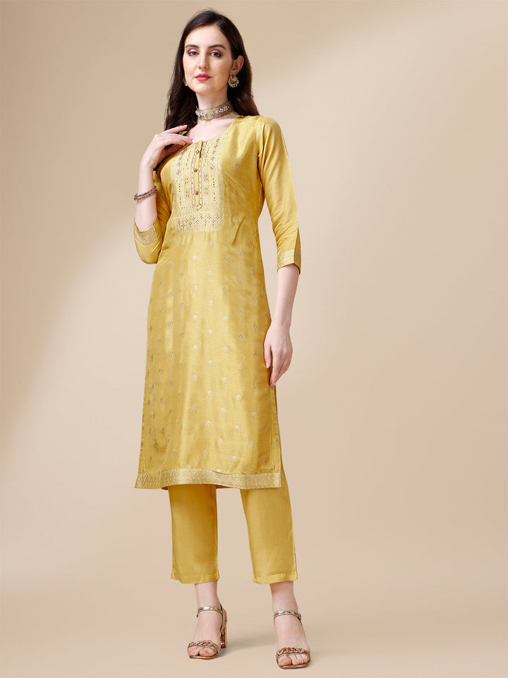 Yellow Jacquard Kurta Suit Set with Rangkat Dupatta by Qivii