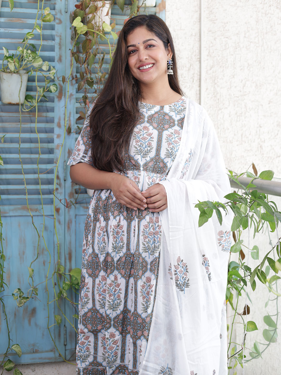 White Cotton Floral Flared Maternity Kurta Set  - By Janasya