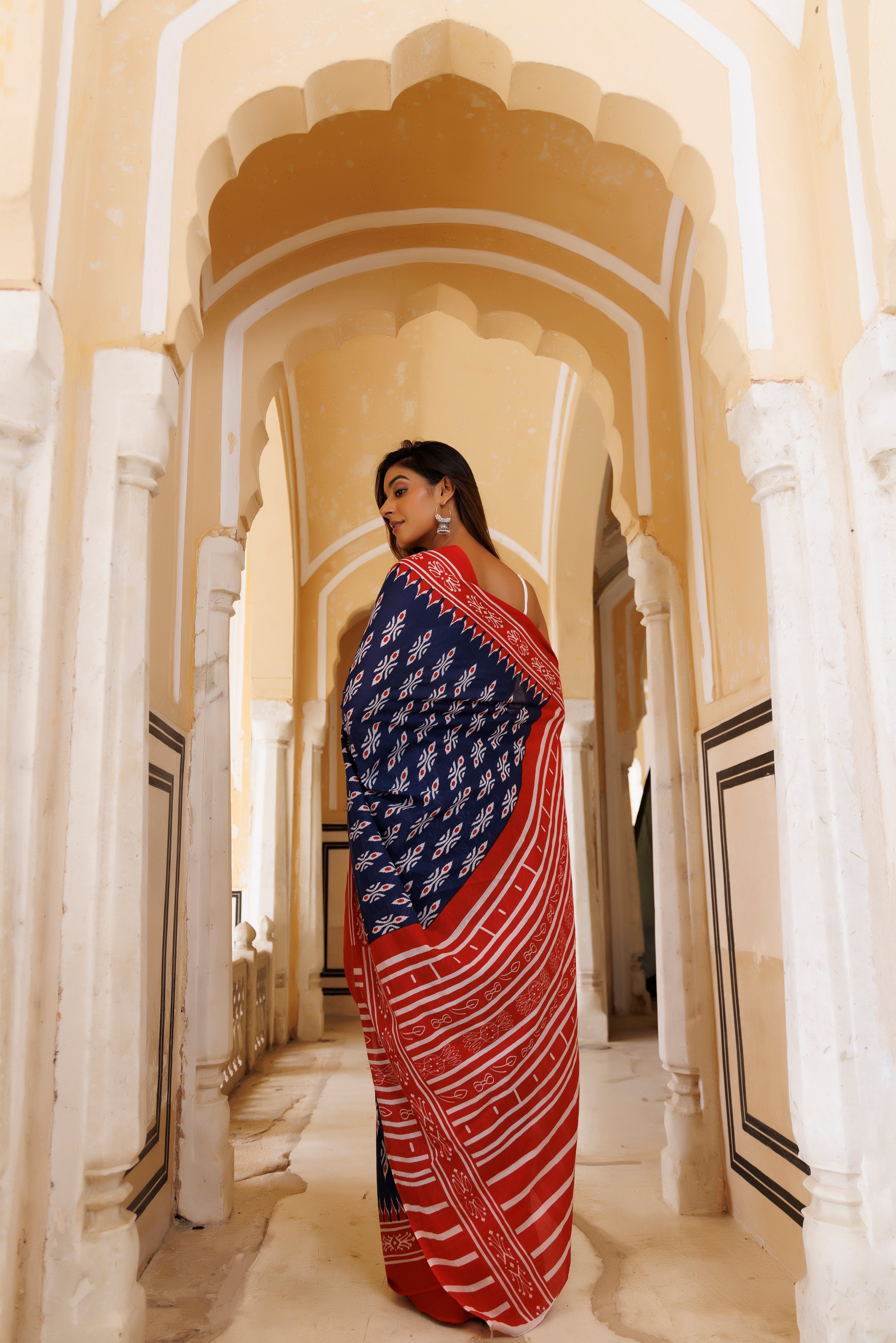 Adrenaline Red And Blue Traditional Jaipuri Printed Saree  - By Ragavi - qivii