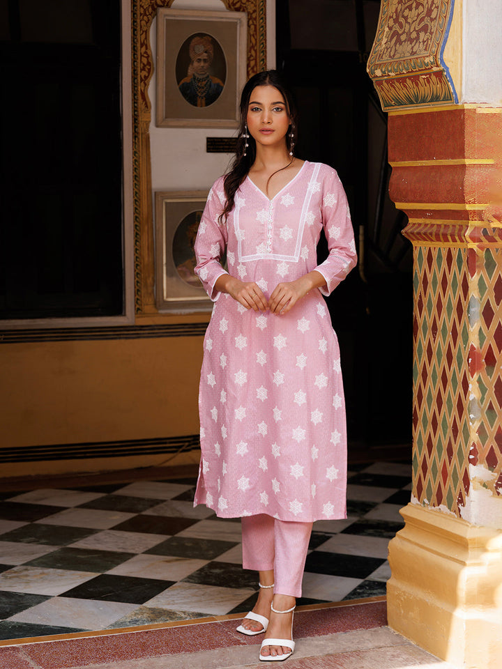 Mauve Chalk Pink Cotton Embroidered Kurta Set with Floral Design