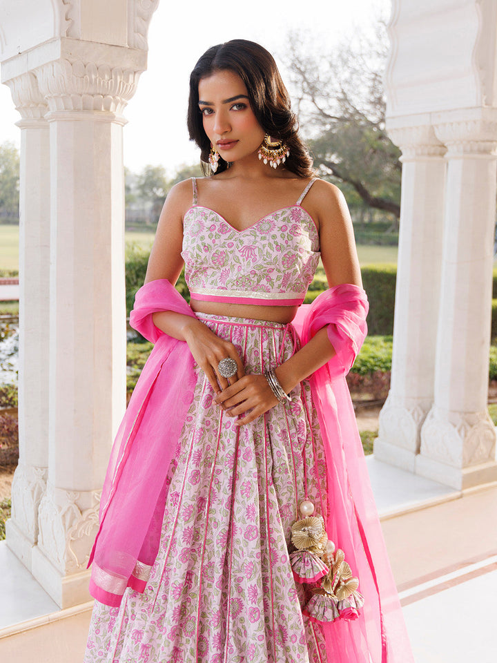 Mauve Chalk Pink Cotton Hand Printed Lehenga Set BY RAGAVI