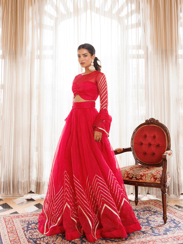 Dil Sharifa Hot Pink Organza Lehenga Set BY RAGAVI