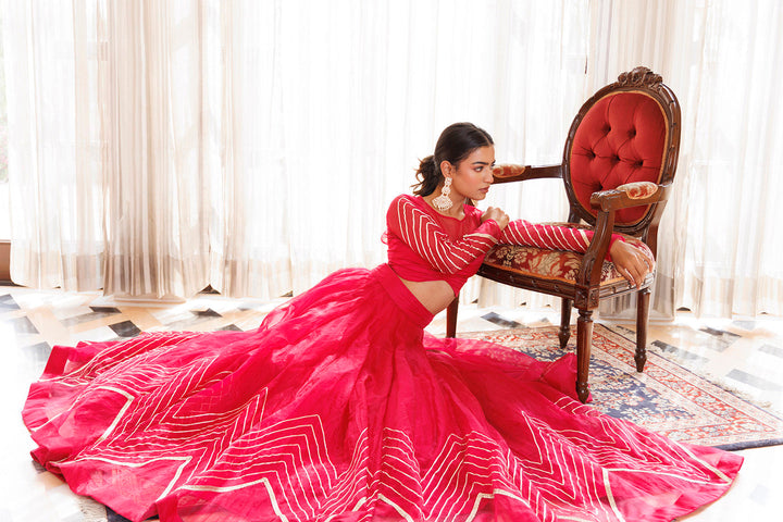 Dil Sharifa Hot Pink Organza Lehenga Set BY RAGAVI