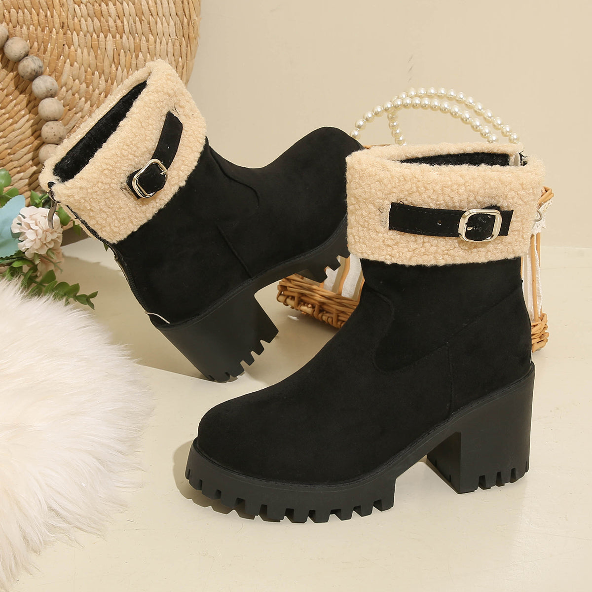 Women's Plush Fleece Lined Snow Boots - Chunky Heel Ankle Winter Fashion Boots (US 4-10)