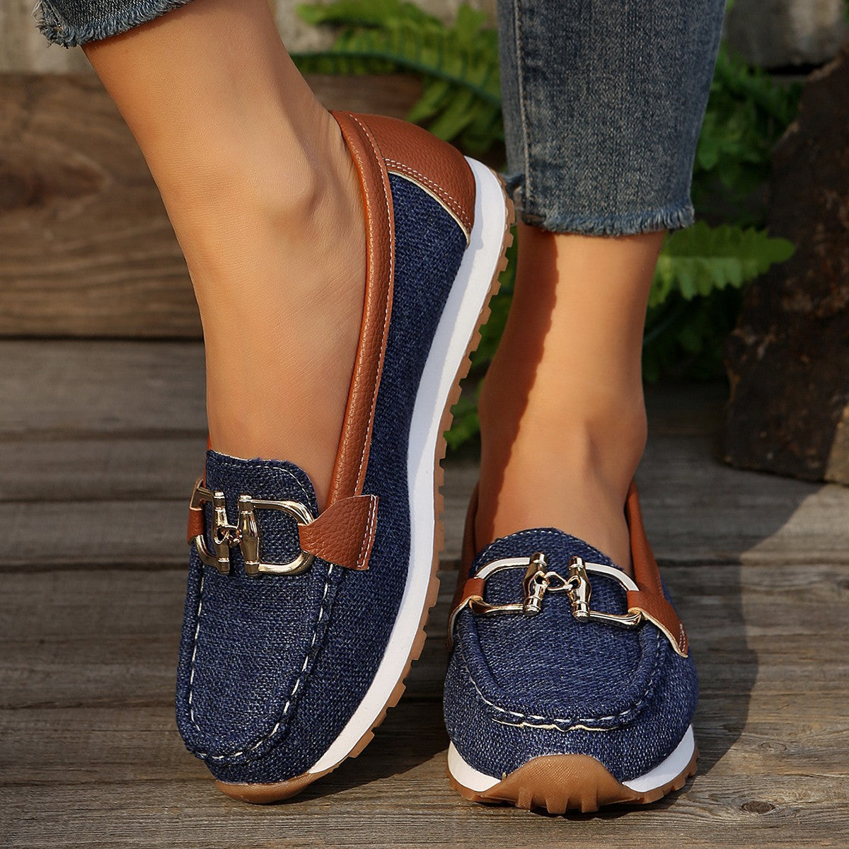 Women's Plus Size Flat Round-Toe Loafers Chain Buckle Slip-On Shoes