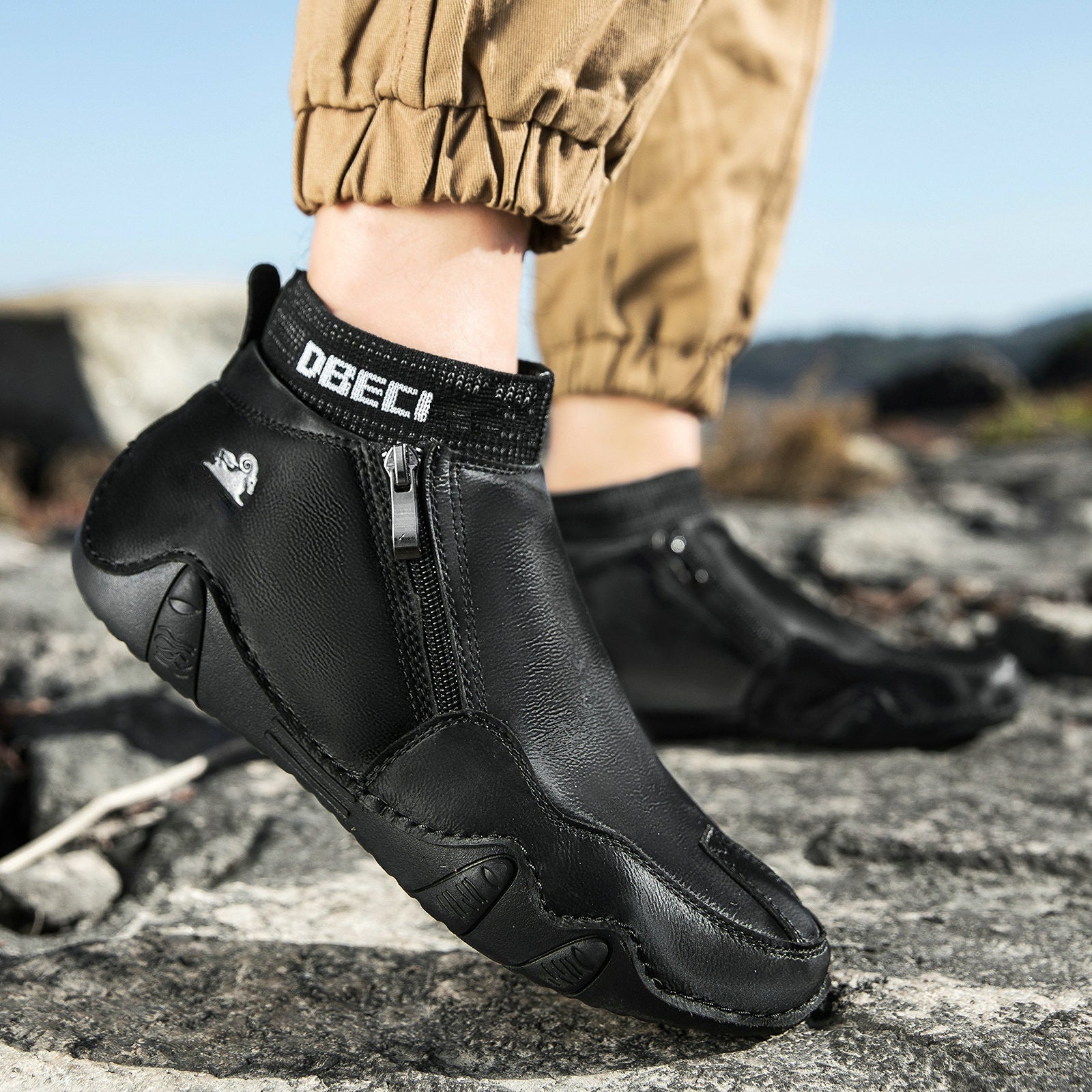 Men's High-Top Martin Boots with Warm Fleece Lining Durable Winter Outdoor Casual Shoes
