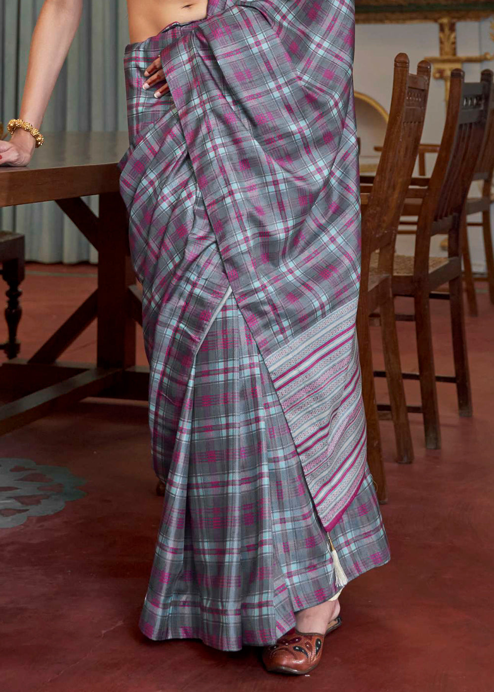 Grey & Pink Printed Silk Saree