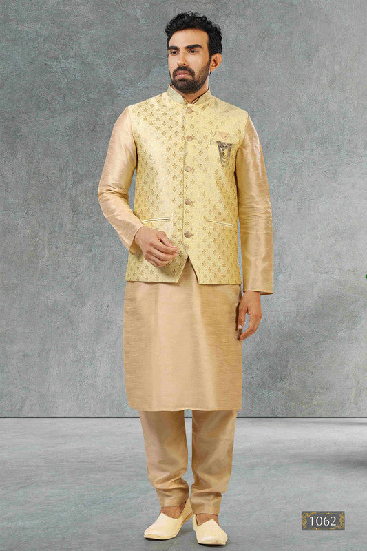 Men's Jacquard Banarasi Silk Woven Work 3 Pics Jacket Set In Gold Colour