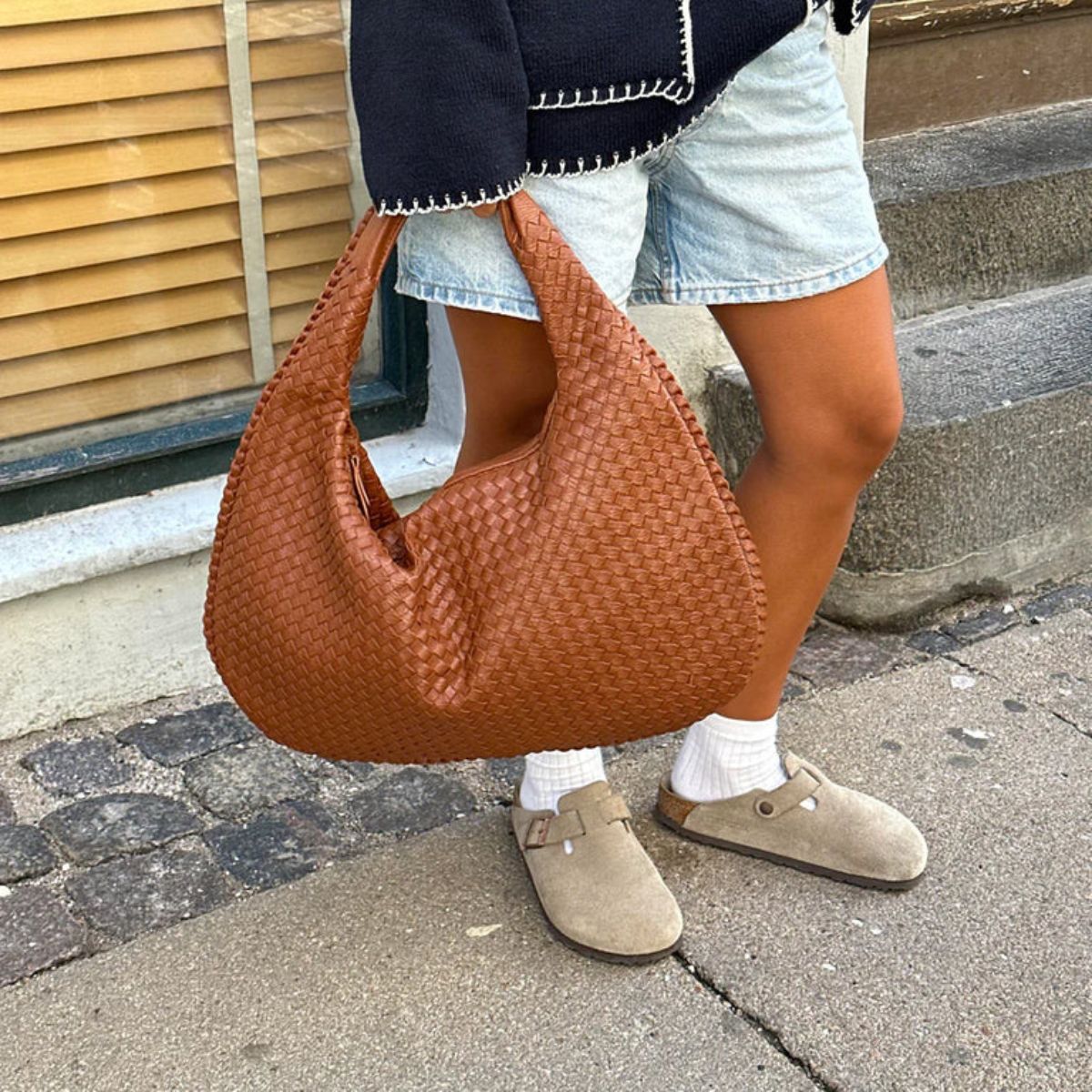 Ounamei Vintage Woven Vegan Leather Hobo Bag Large Shoulder Handbag for Women