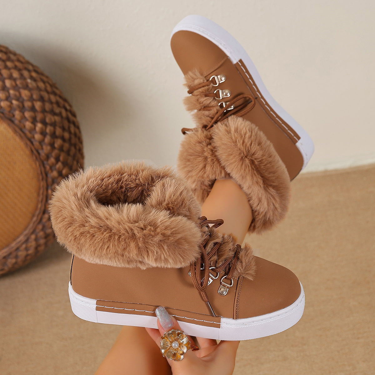 Women's Heritage Plush Snow Boot - Platform Winter Boots with Faux Fur Lining & Classic Lace-Up Design (US 5-10.5)