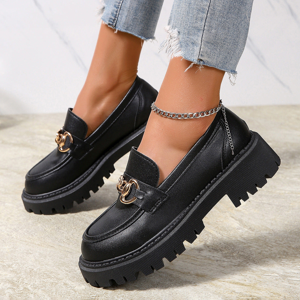 Women's Plus Size British Style Leather Platform Slip-On Loafers