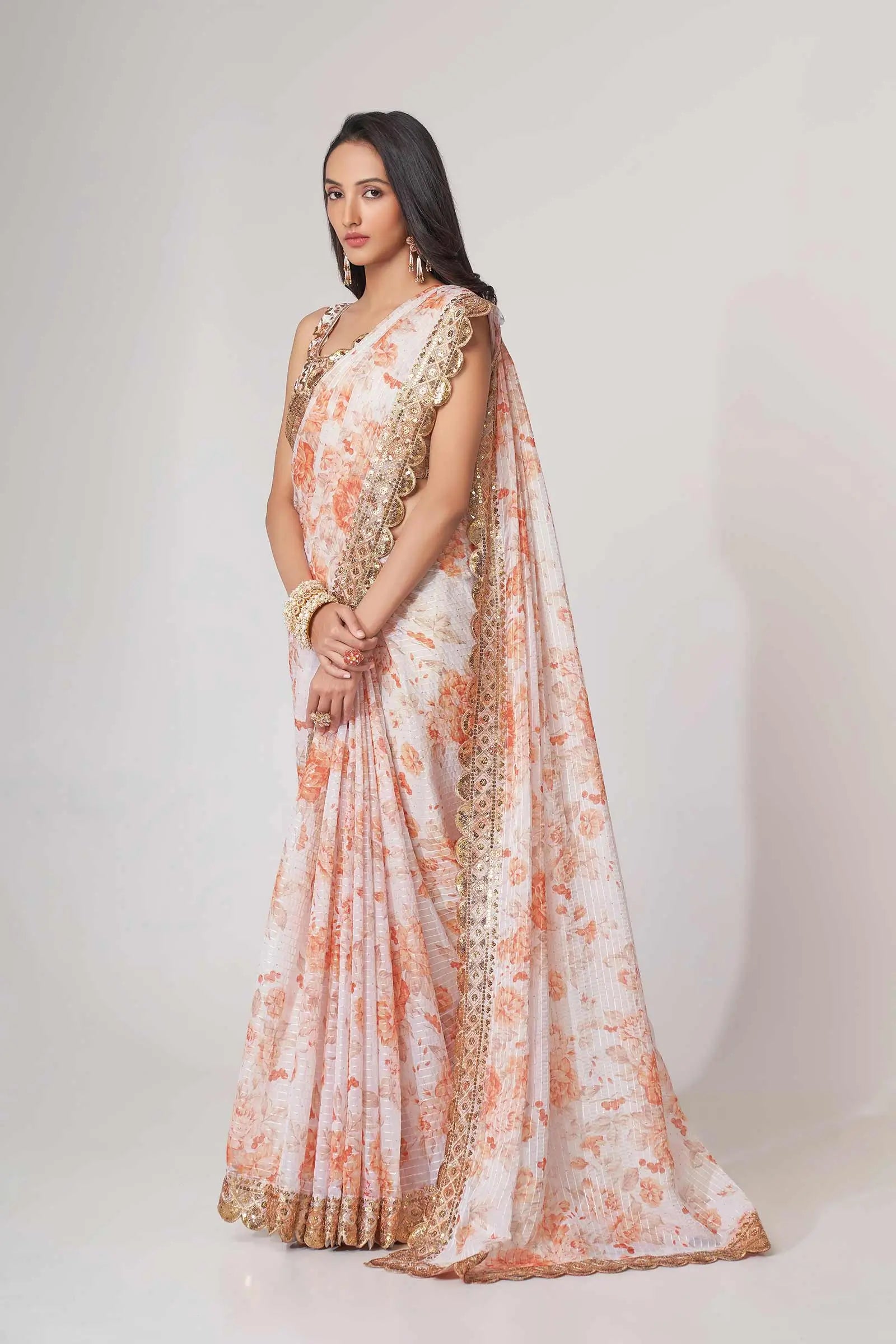 White Floral Print Organza Saree With Sequins Work - qivii