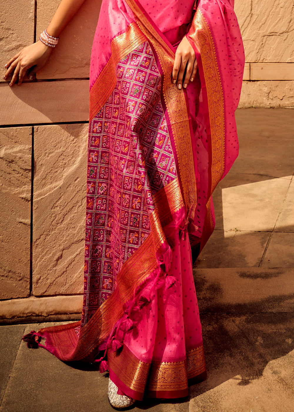 Hot Pink Woven Patola Silk Saree - qivii
