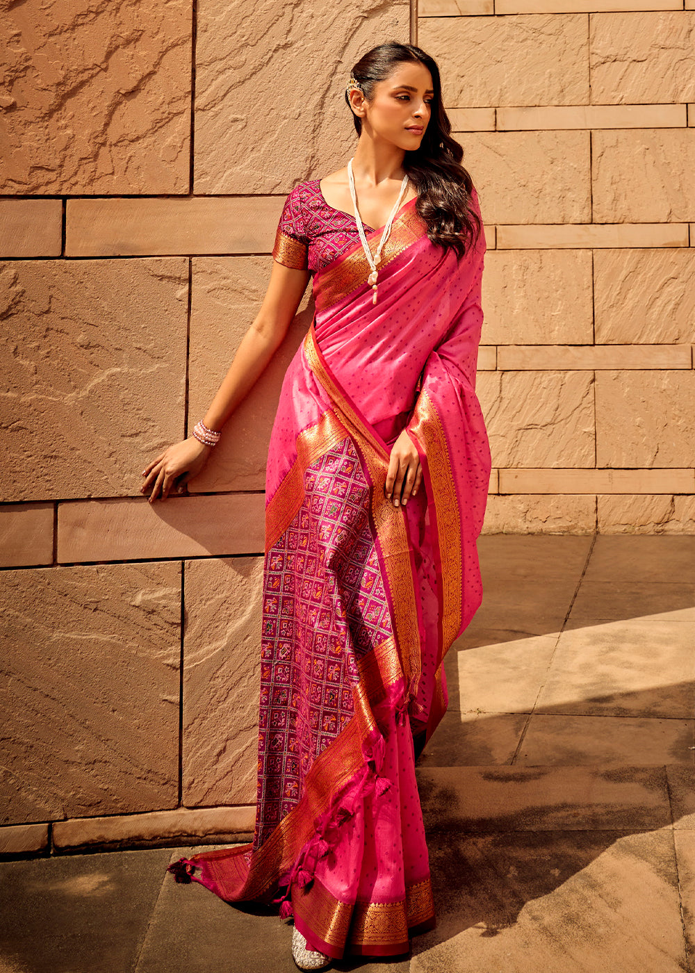 Hot Pink Woven Patola Silk Saree - qivii