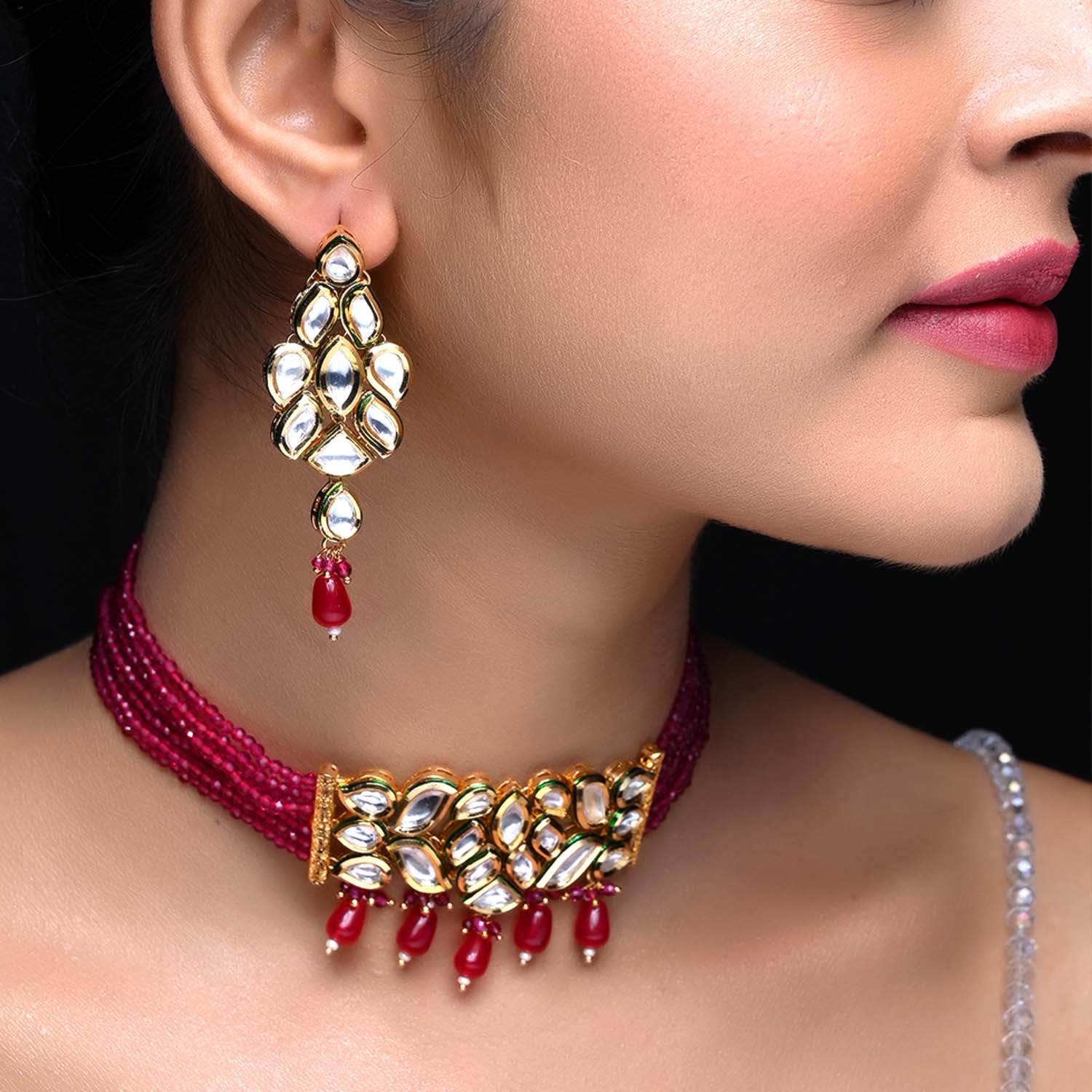 Mumtaaz Kundan Choker With Ruby Beads - qivii