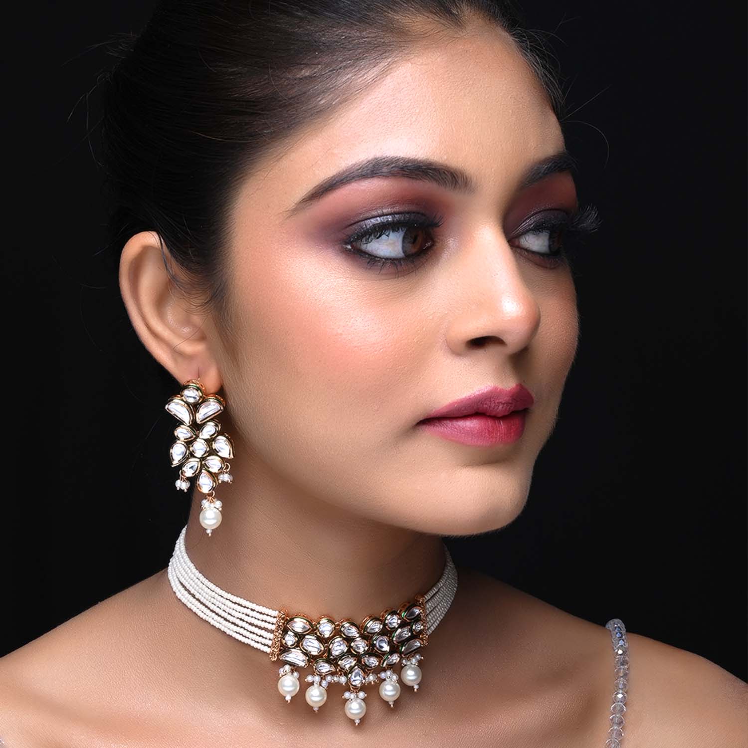 Mishkaad Kundan Choker With White Pearls - qivii