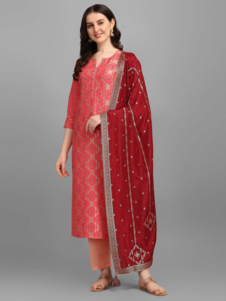 Pink Meena Jacquard Kurta Suit Set by Qivii