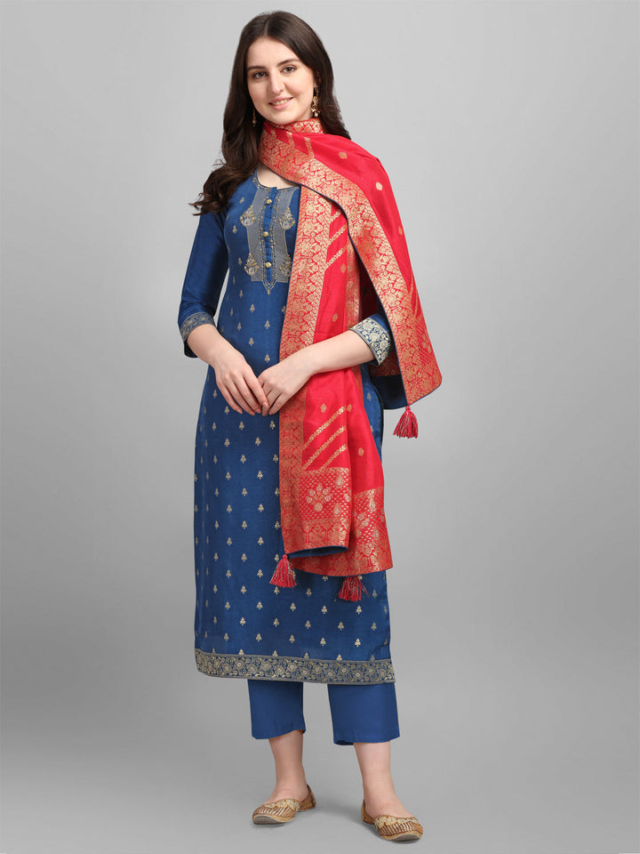 Blue Jacquard Contrast Dupatta Kurta Suit Set by Qivii