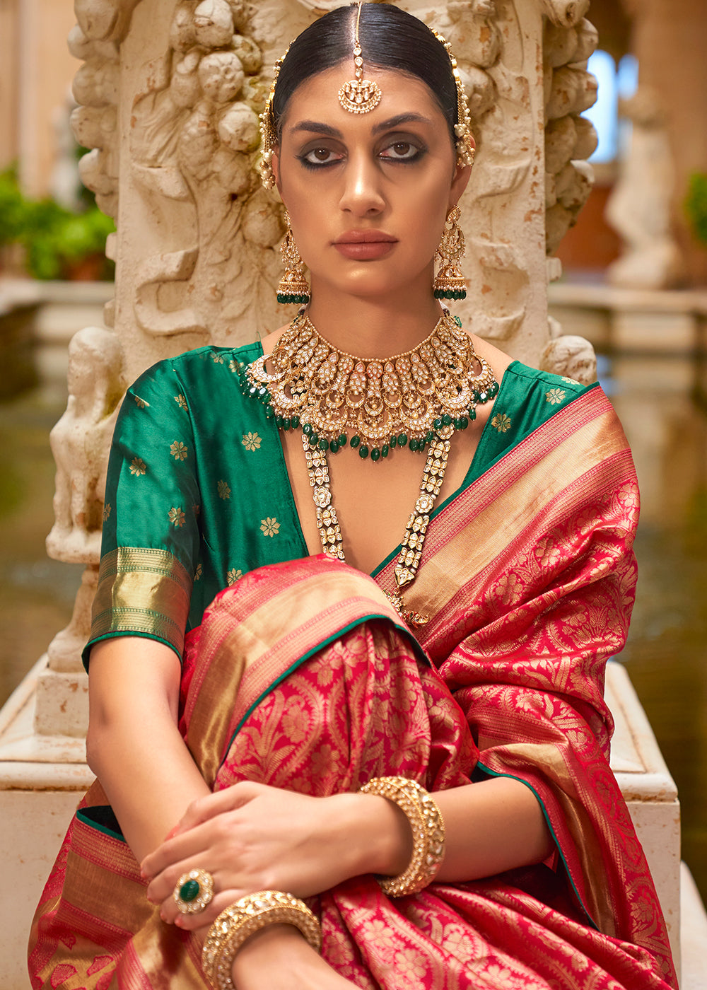 Reddish Pink Zari Woven Banarasi Silk Saree - qivii