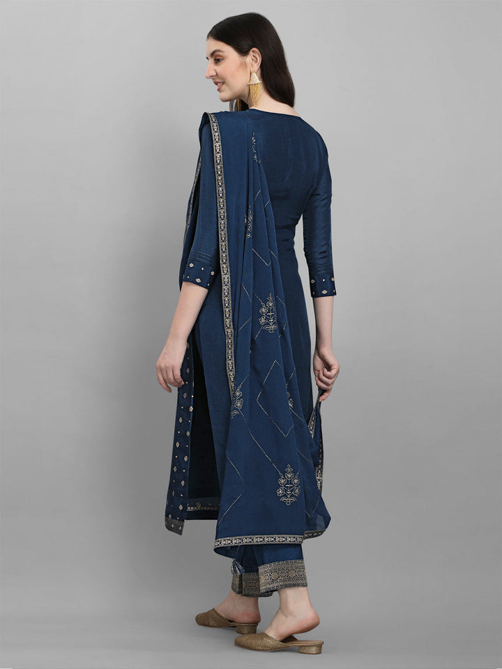 Blue Jacquard Kurta Suit Set by Qivii